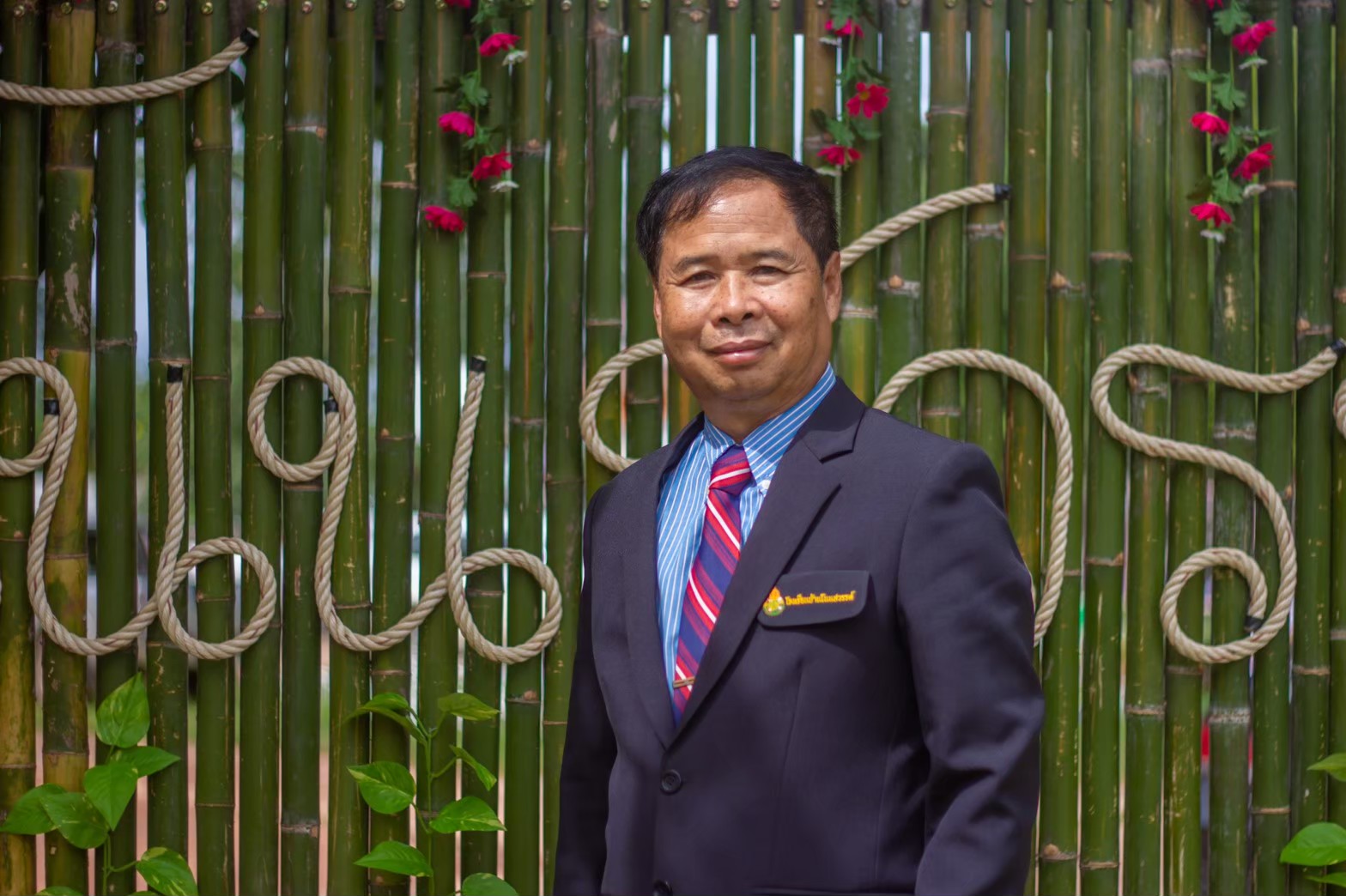 นายประเทือง นางาม